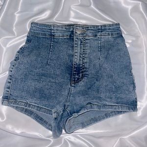 WILD FABLE - High-wasted Jean Shorts